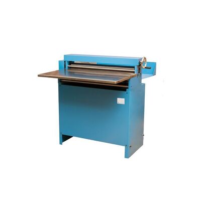 Macchina per la formatura di custodie con copertina rigida per realizzare custodie curve ad archi diversi