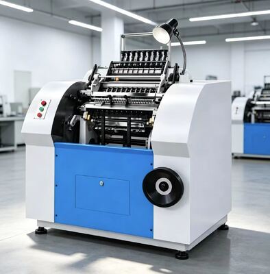 Macchina da cucire per libri semi-automatica HXSS460 con lubrificazione automatica e sensori a infrarossi